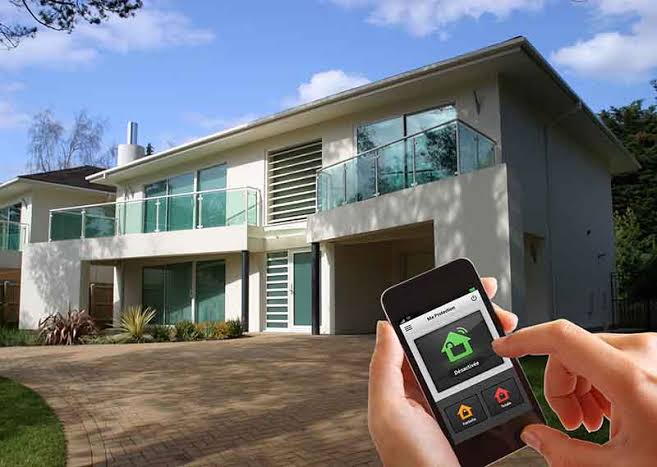 Pilotage d'une maison connectée depuis un smartphone